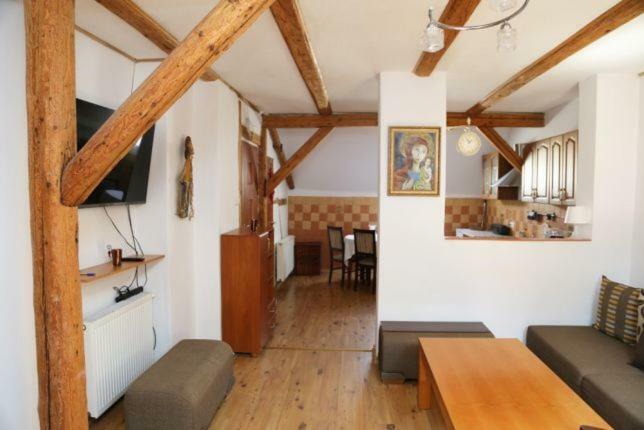 Przytulne Na Poddaszu Jelenia Góra Esterno foto